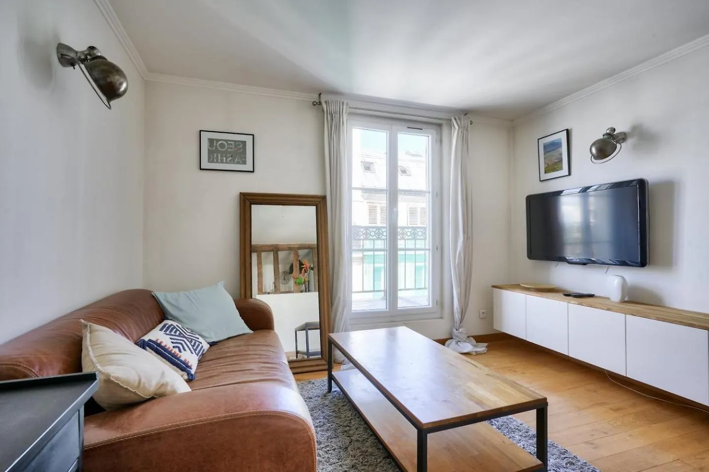 Stunning 1Br Flat With Balcony Near Metro Station Apartamento Paris
